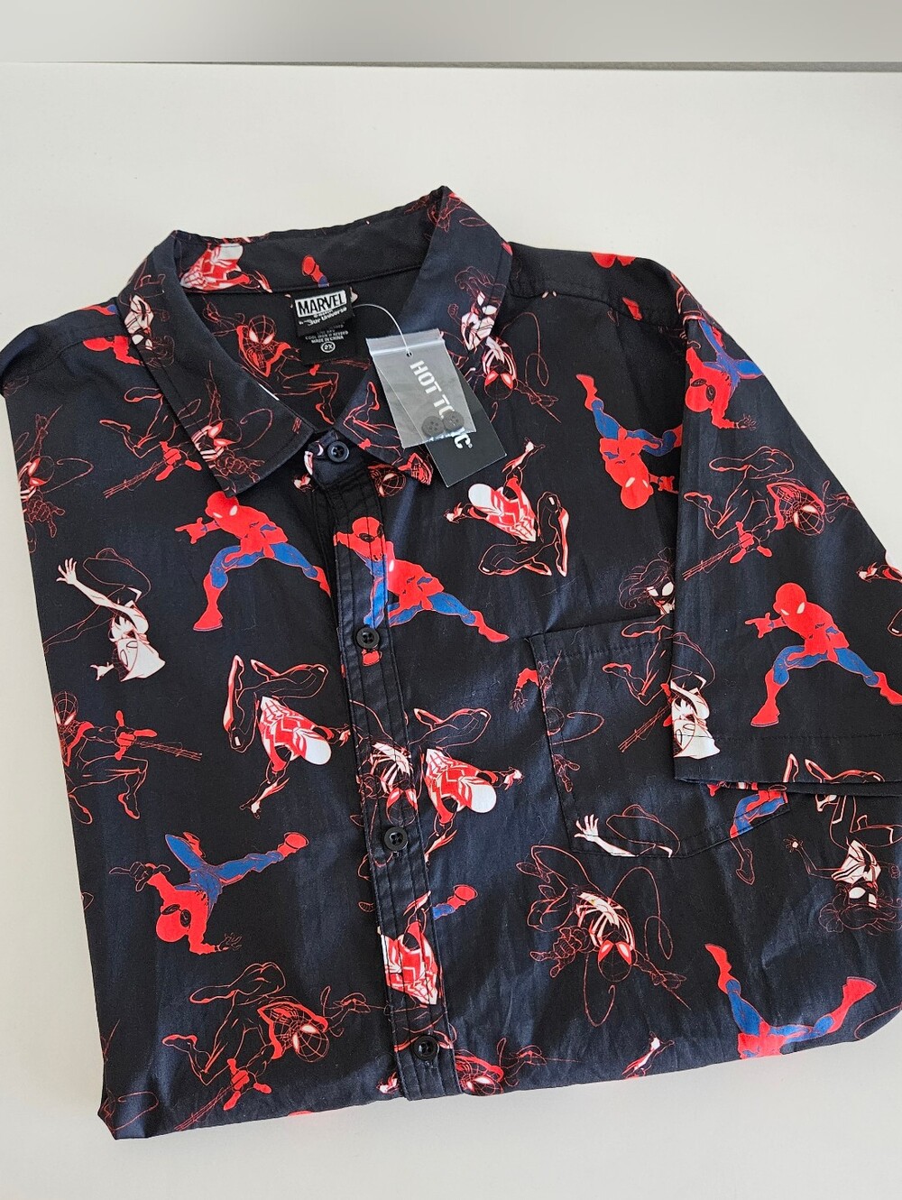 NWT Our Universe Marvel | Spider-Man Allover Woven Button-Up Top Spidey Mens 2XL